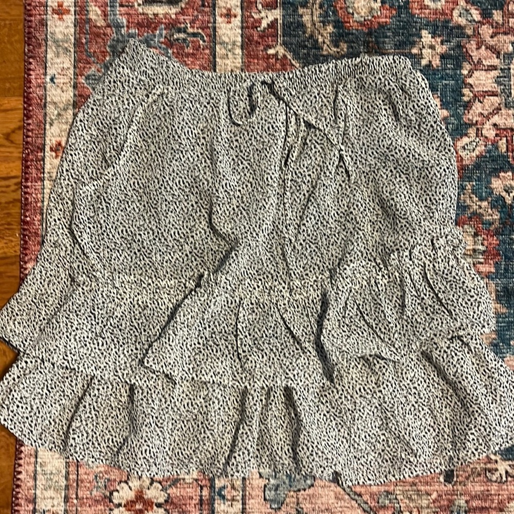 Cute layered skirt - elastic waist